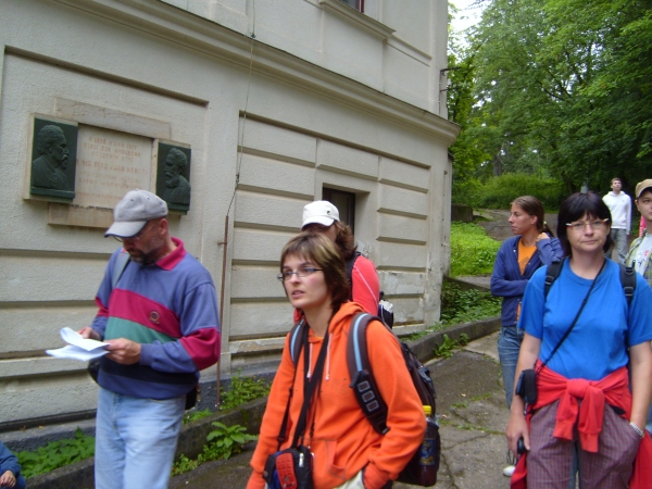 S7004808.JPG